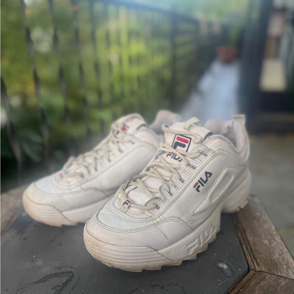 Fila Women’s Size 9.5 White Sneakers